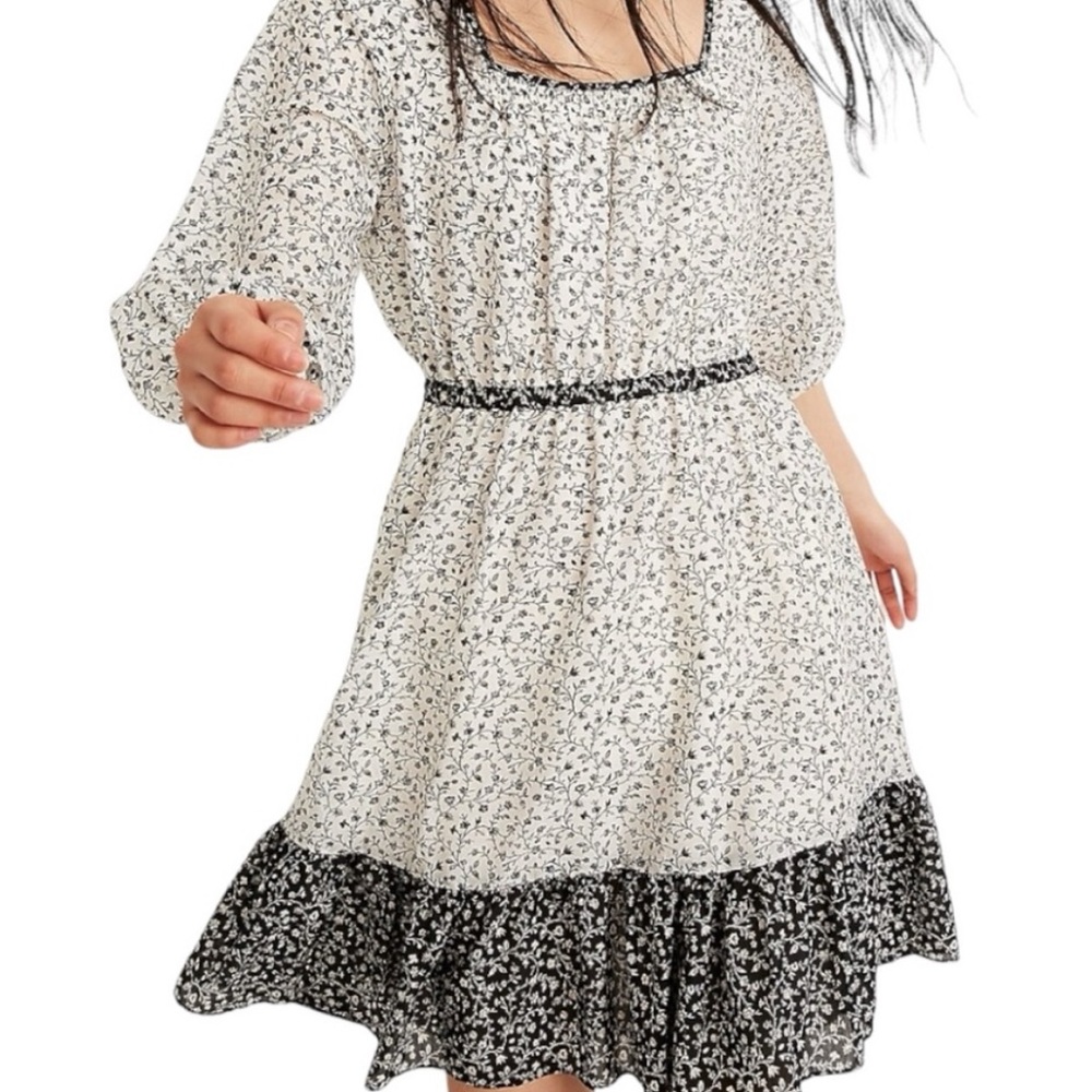 Madewell Ruffle Hem Dress in Mixed Floral Pattern